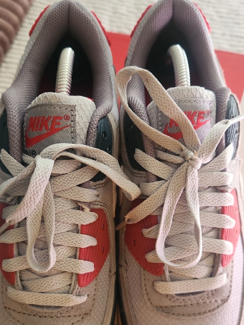 Nike Air Max in Grey, Red and Coral - Picture 9 of 11